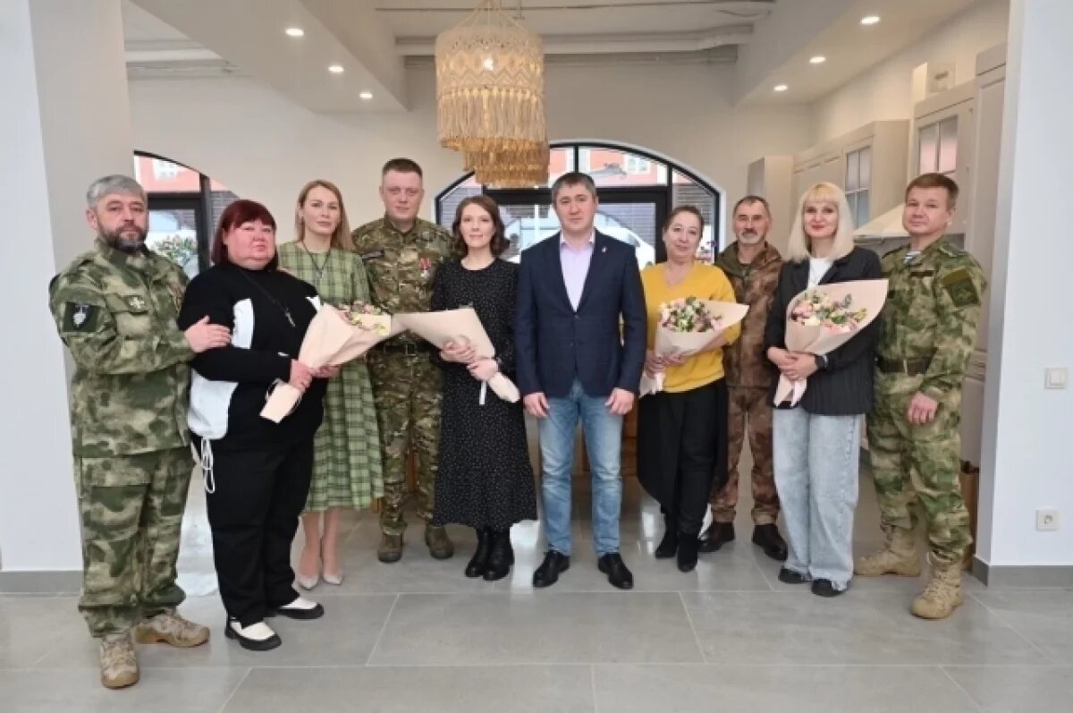    Глава Прикамья Дмитрий Махонин провёл встречу с семьями участников СВО