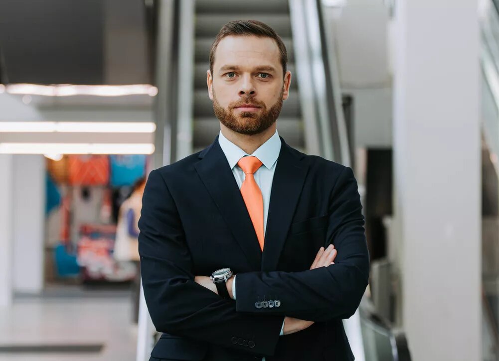    Звезда "Молодежки" Влад Канопка: "В Москве езжу на метро"