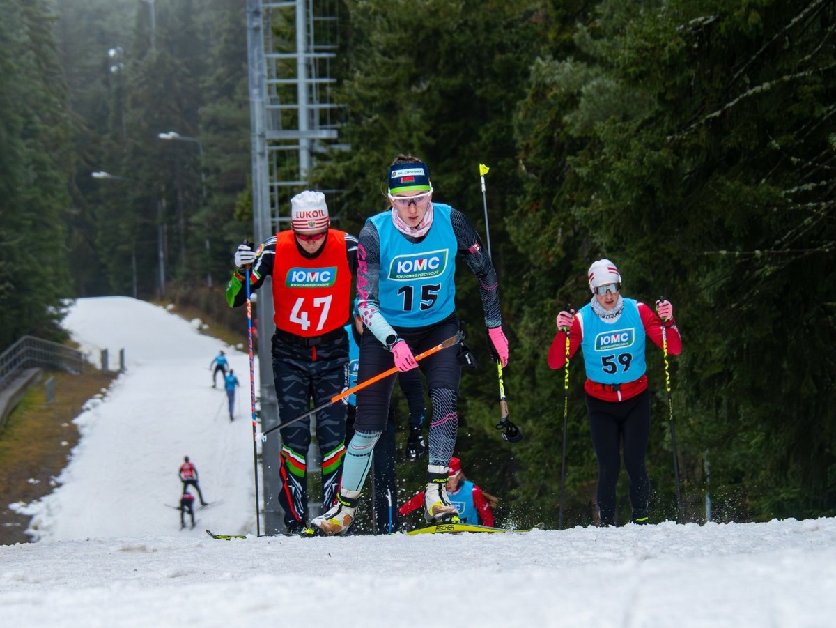    Евгений Дементьев и Сергей Турышев поддержали организаторов лыжной трассы в Ханты-Мансийске