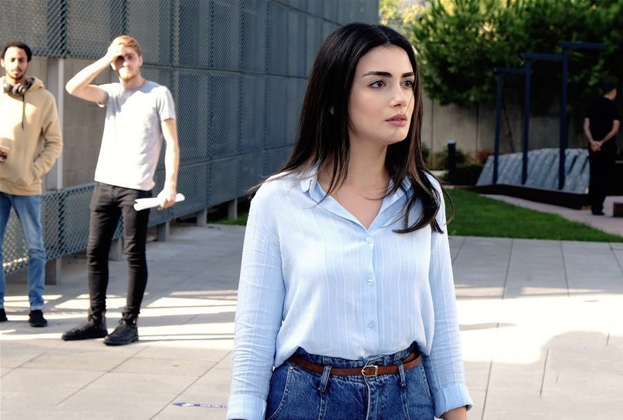 Главная героиня Серра. Источник фотографии: https://www.imdb.com/title/tt12687768/mediaindex/ 