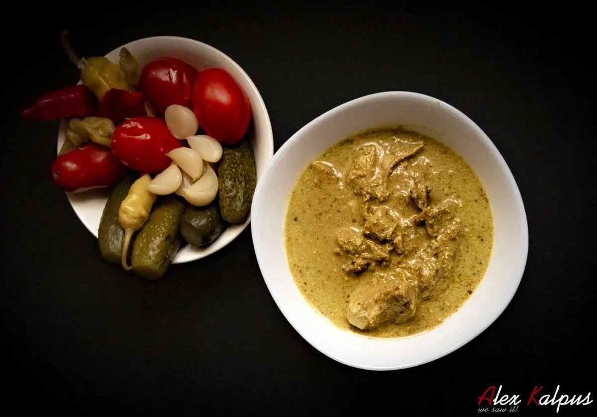 Сациви и соленья.