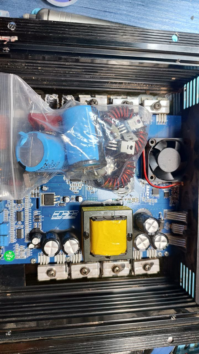 Было потрачено довольно таки много время на диагностику ,  поэтому перекидывался с полки на полку вот в таком состоянии