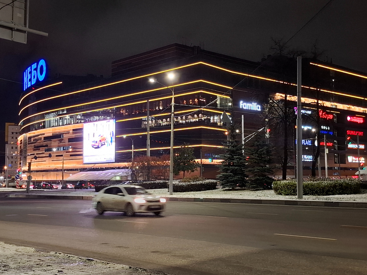 Небо. Площадь Лядова. Нижний Новгород 