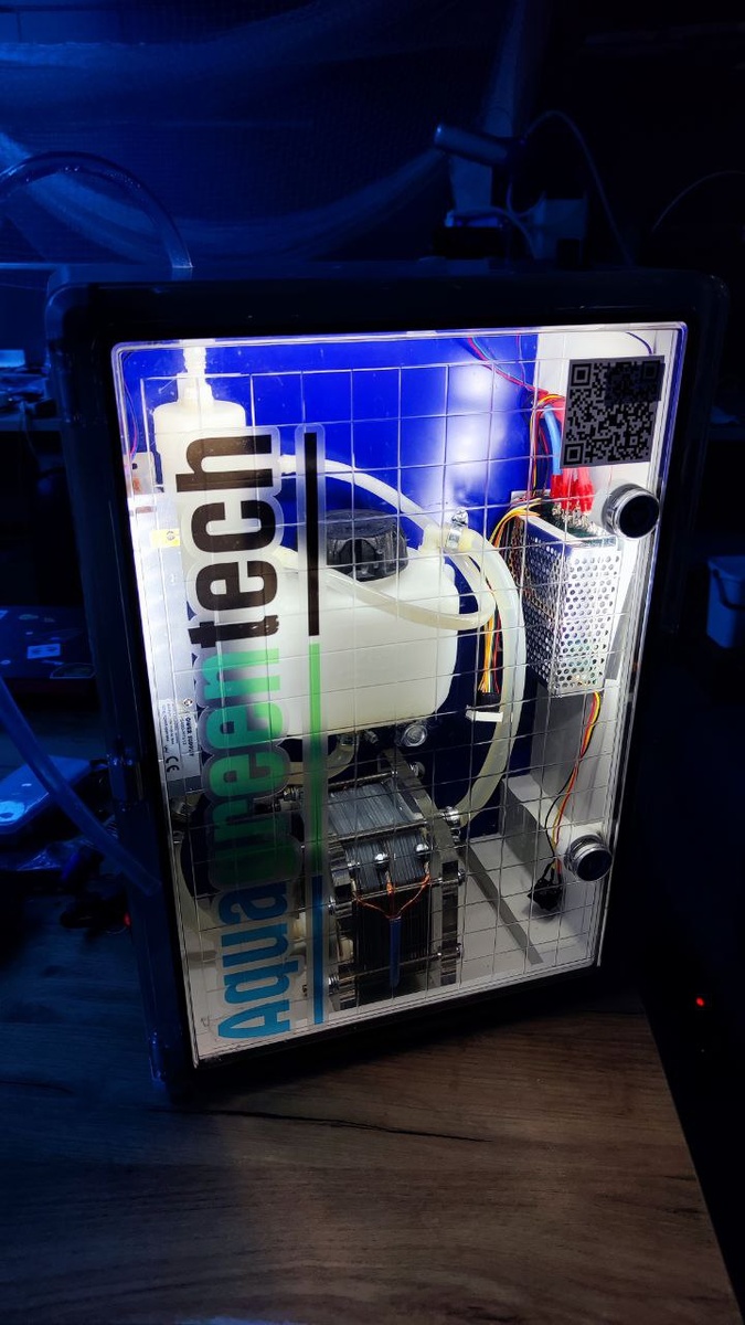    Генератор водорода от «Аквагринтек»