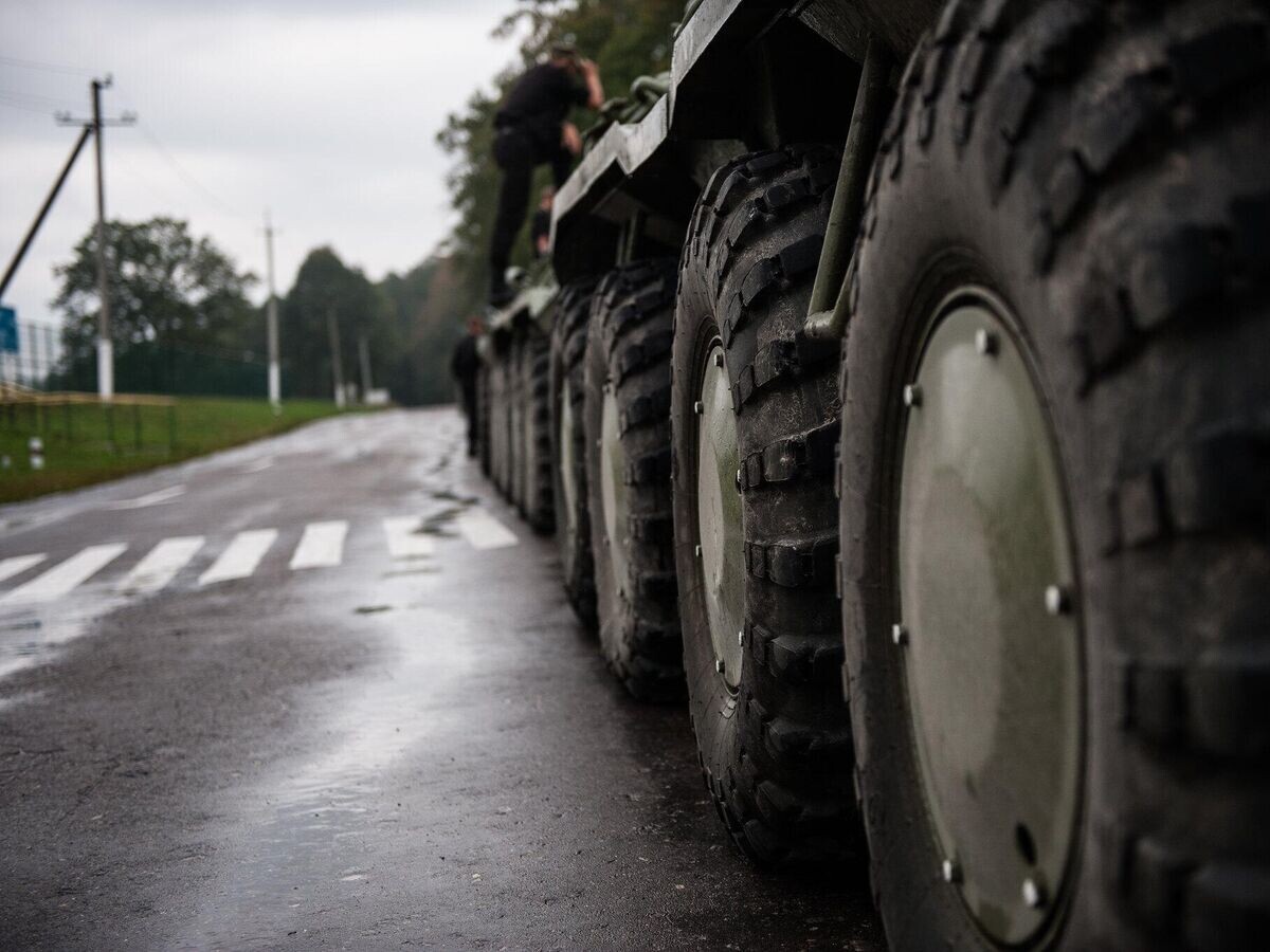    Украинские бронетранспортеры © Фото : U.S. Army photo by Spc. Joshua Leonard