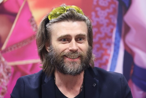    Фигурист Петр Чернышев