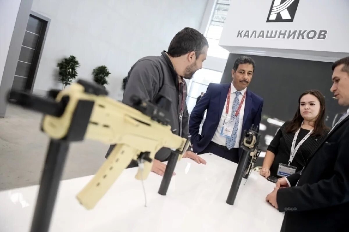    «Калашников» завершил испытания нового компактного автомата АМ-17