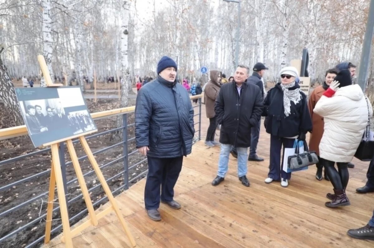    В Тюмени открыли парк имени Лагунова
