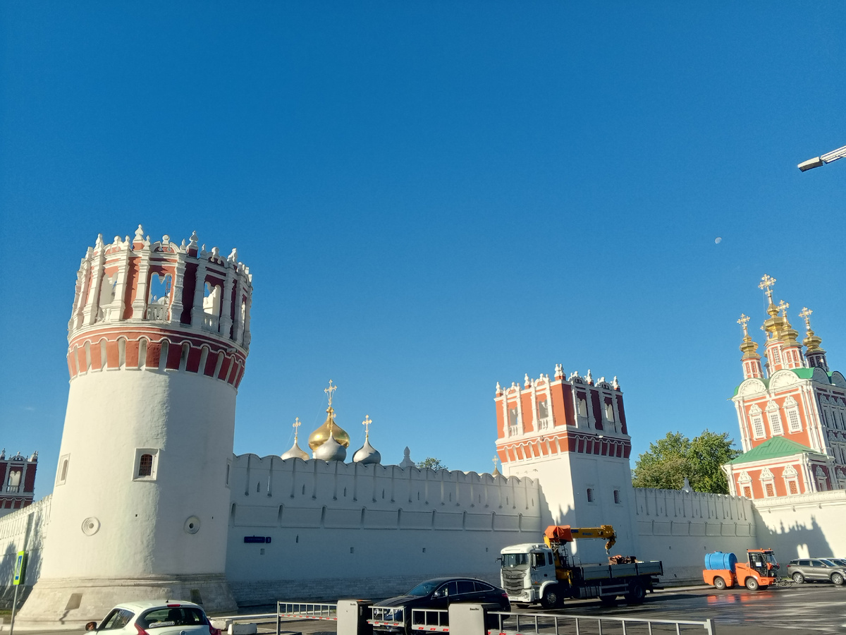 Новодевичий монастырь в Москве. Фото автора. 22 сентября 2024 года