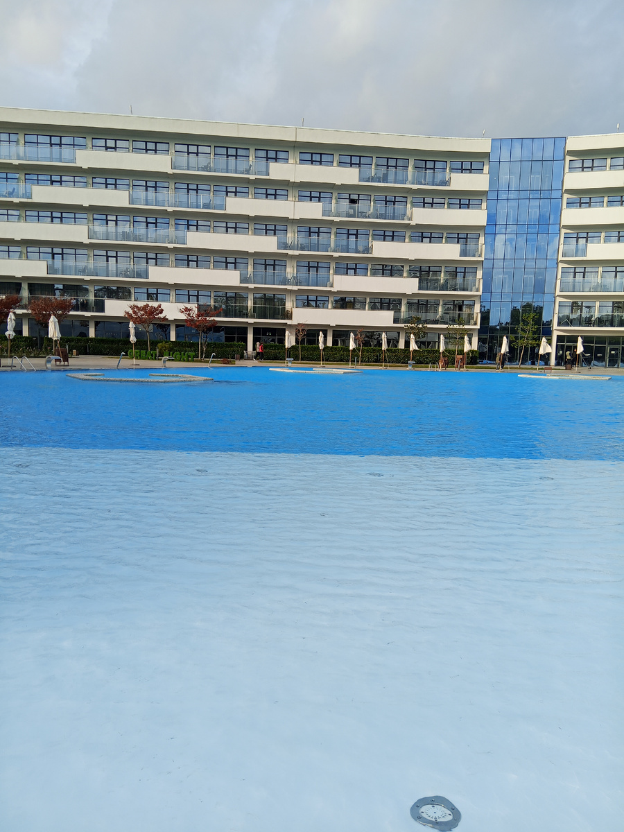 Отель открытым бассейном