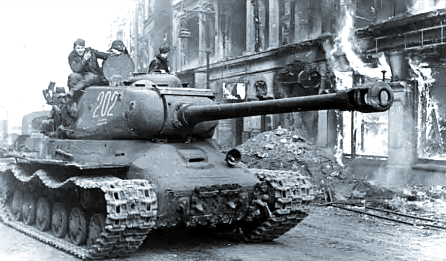 "Иосиф Сталин"-2 на улицах Берлина.