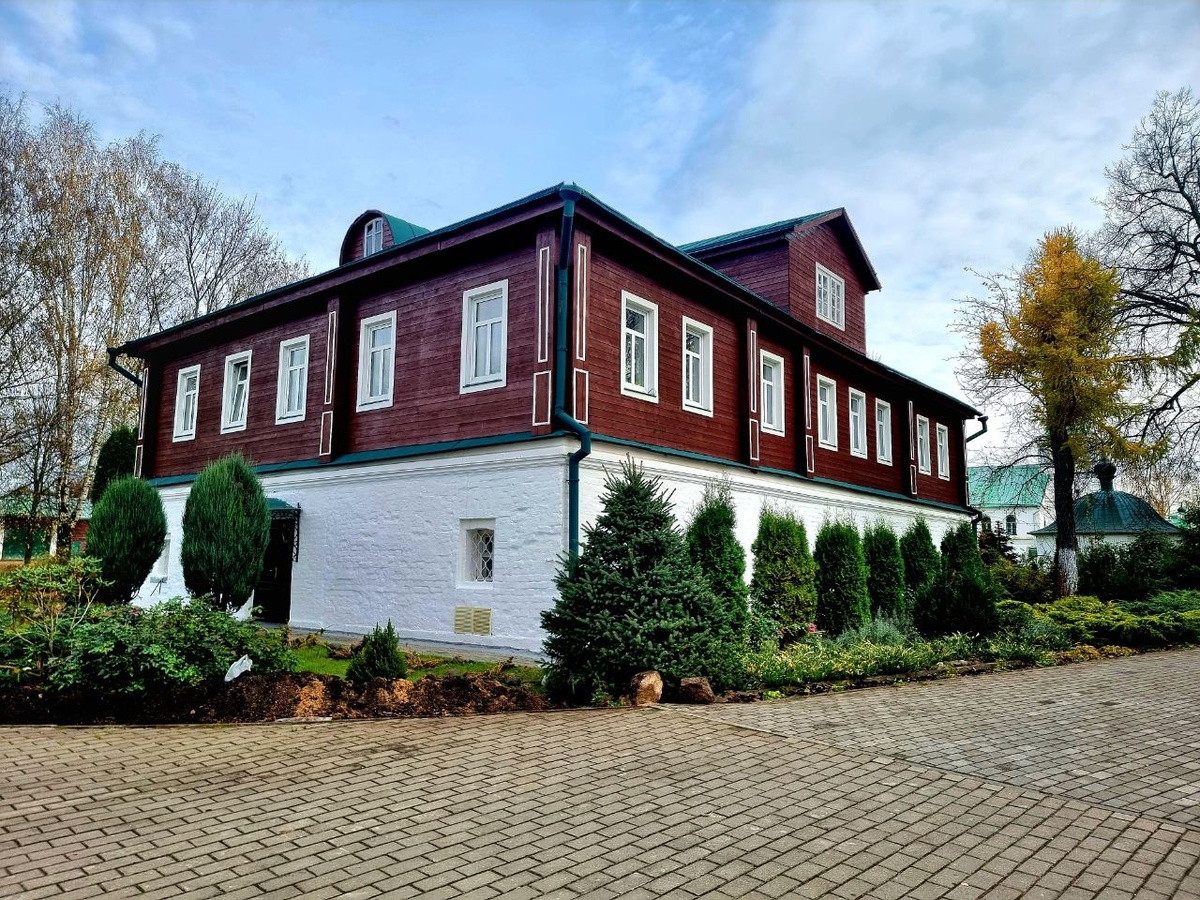 Дом Игуменьи