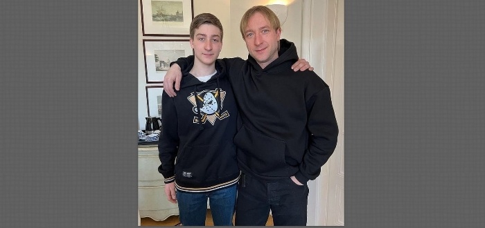 Егор похож на знаменитого отца