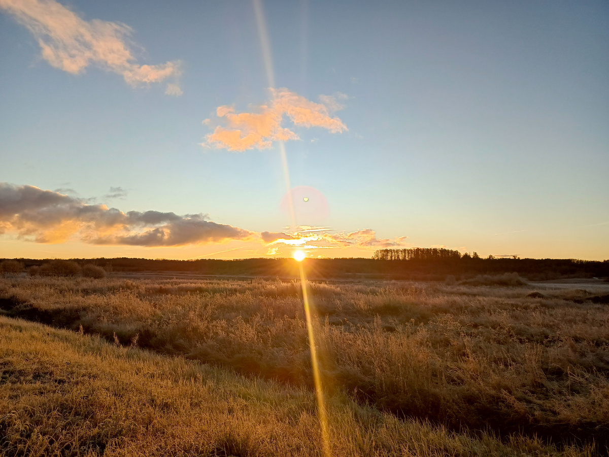 Утро выдалось морозным: - 6°С
