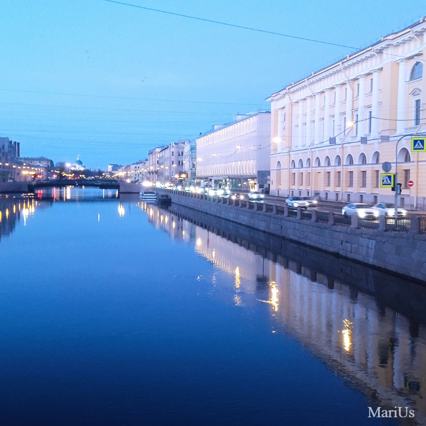 Фонтанка. 8 утра