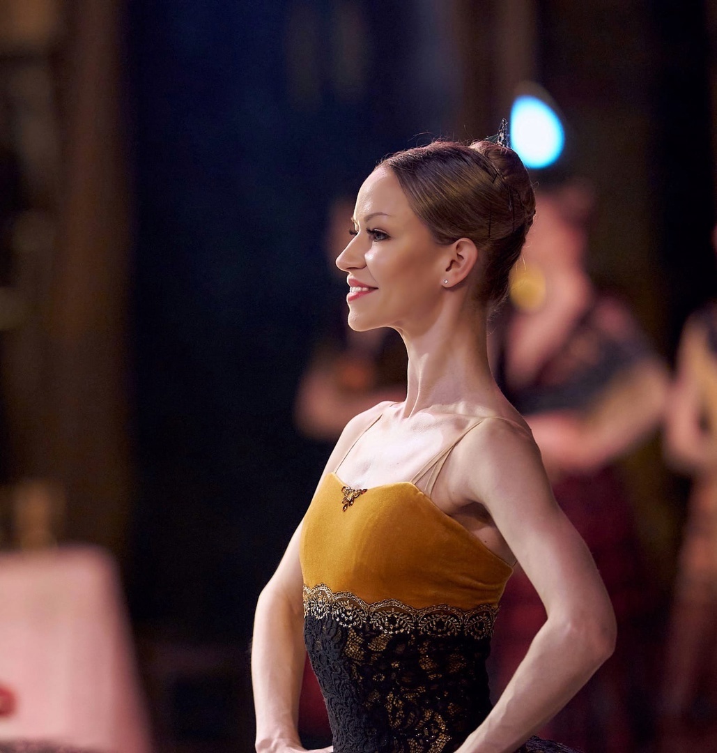 Анастасия Михейкина на сцене Мариинского театра в «Дон Кихот». Grand Pas (фото: @anfffoto)