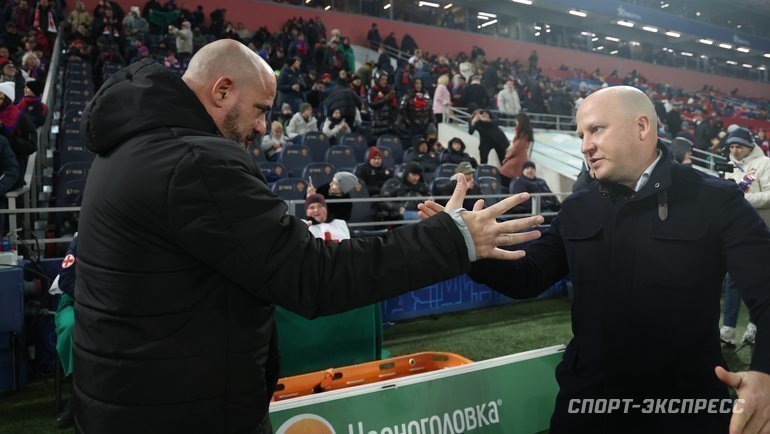    Главный тренер «Спартака» Деян Станкович и главный тренер ЦСКА Марко Николич.Александр Федоров