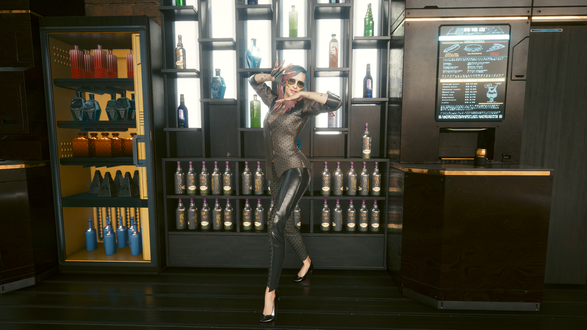 Довольная обладательница хаты в Глене