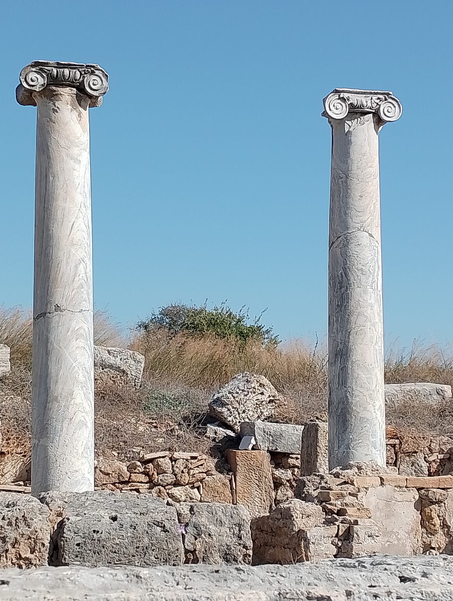 На руинах Перге