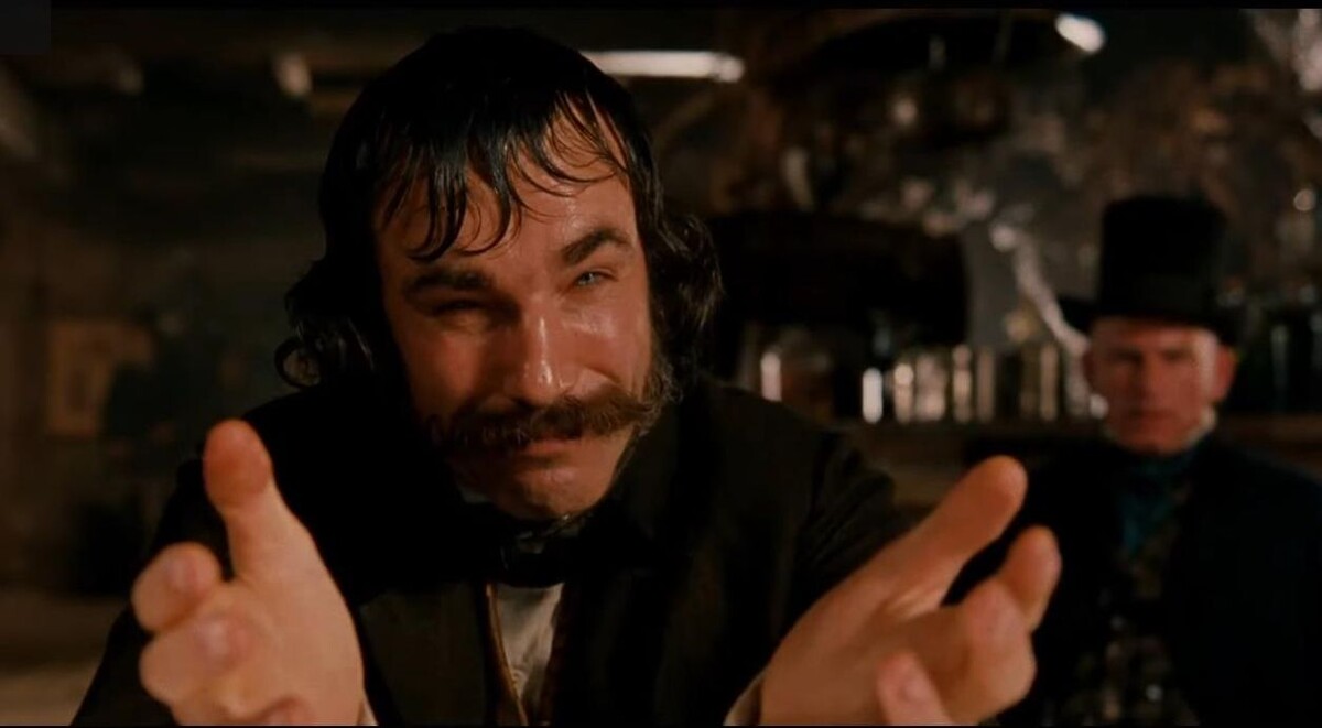    "Да что ты, чёрт побери, такое несёшь?" - даже если вы не киноман, эту сцену, ставшую мемом, точно знаете. Кадр из фильма "Банды Нью-Йорка" (2002, режиссёр Мартин Скорсезе)