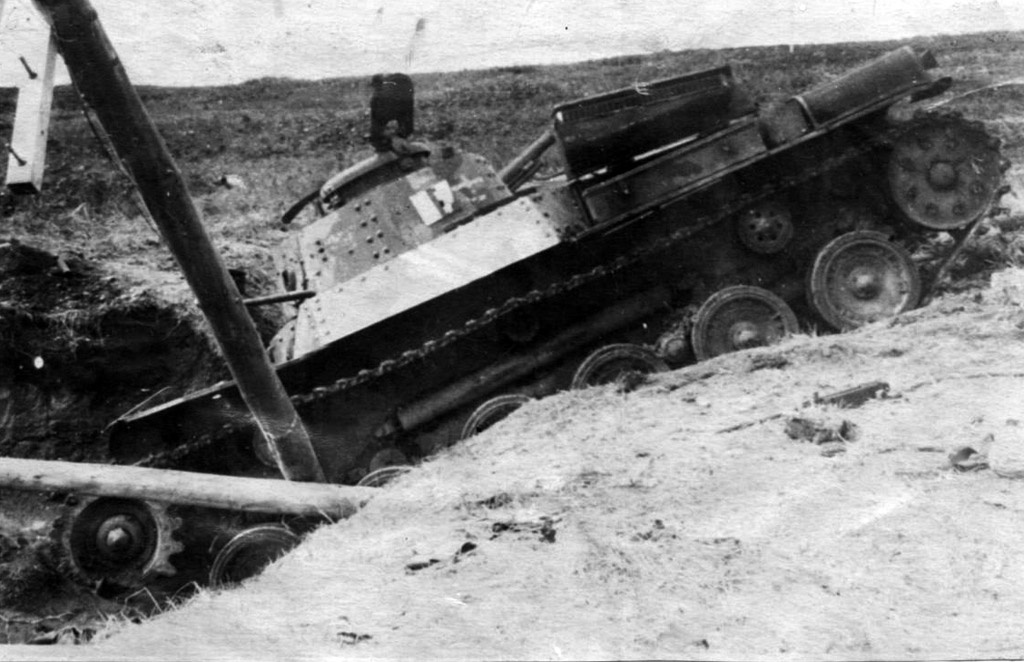 Танк из состава 1-й роты, подбитый 18 августа 1945 года.