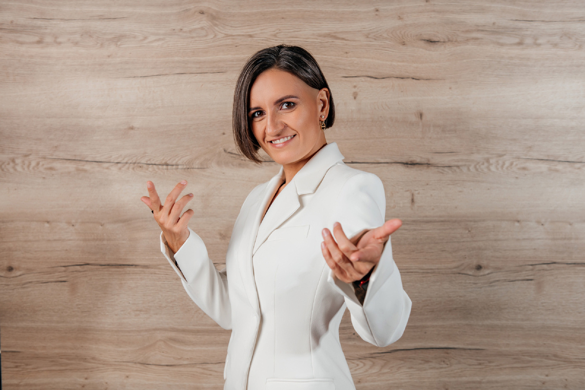 Юлия Че "амбиции — дерзкие, прожорливые и совсем неугомонные. И это прекрасно"