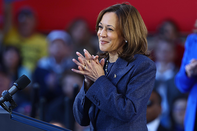    «Что касается Камалы Харрис, то она не имеет доступа ни к каким рычагам воздействия на силовиков. Я даже больше скажу: она никогда к ним доступа и не имела».   
Фото: David Muse — CNP/Consolidated News Photos / www.globallookpress.com