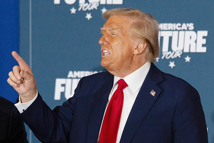    «Дональд Трамп — это более старая добрая Америка, которая для кого-то — страна их юности, а для кого-то — воспоминания об утерянном «золотом веке».   
Фото: Matt Bishop/Keystone Press Agency / www.globallookpress.com