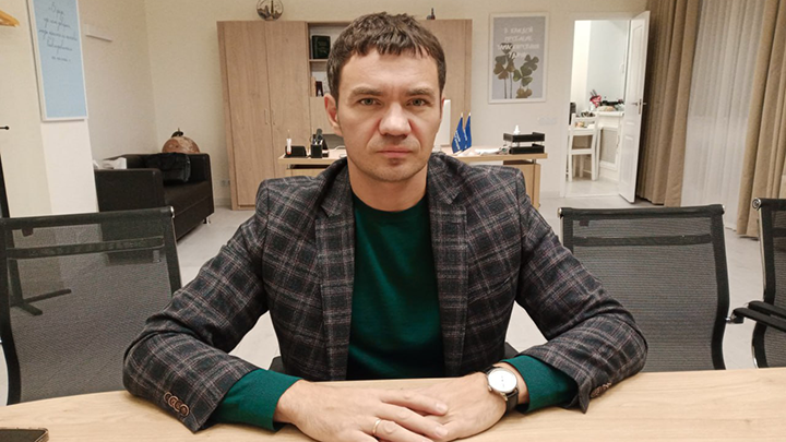    ФОТО: Алексей Родин 18 лет раскрывал "убийства детей на сексуальной почве" и стал в этой сфере опером №1. Фото автора.