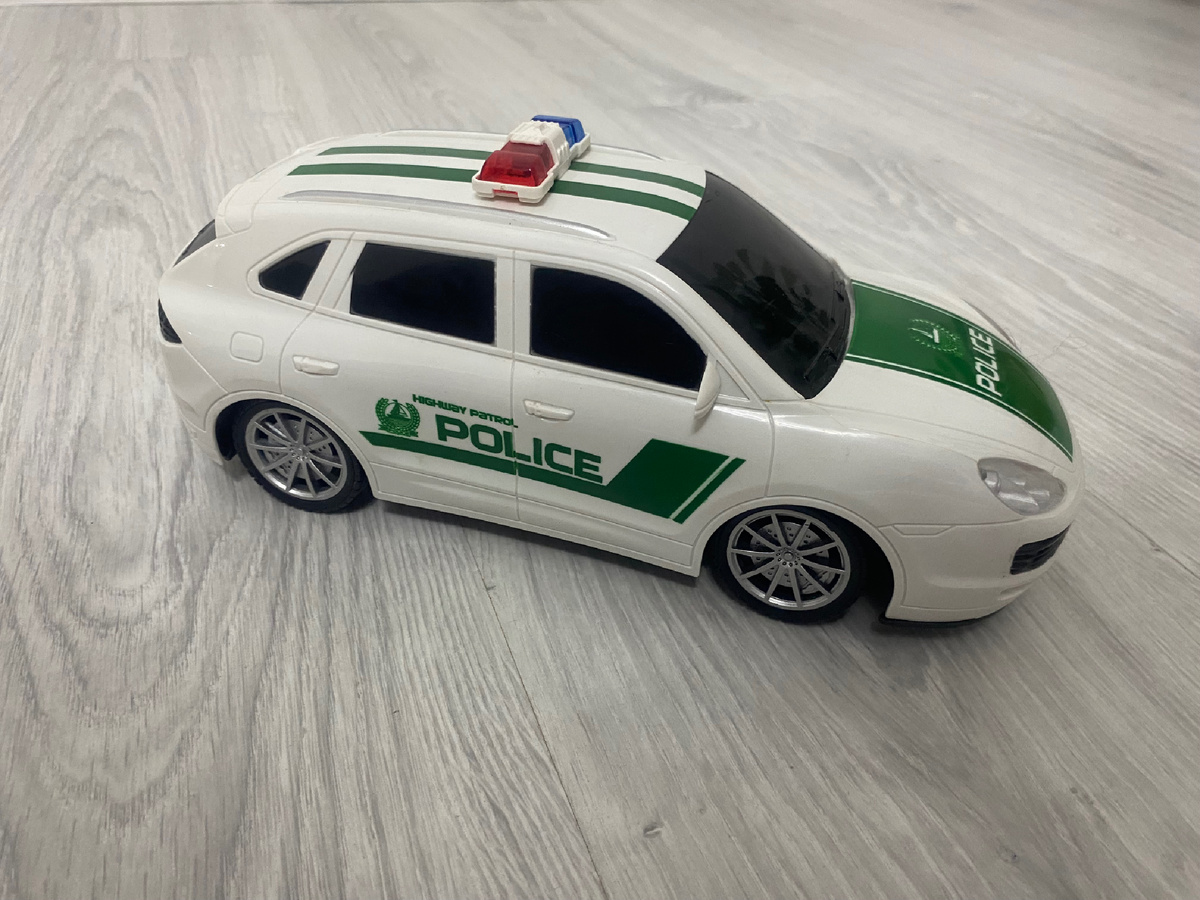 Игрушка, машинка. 