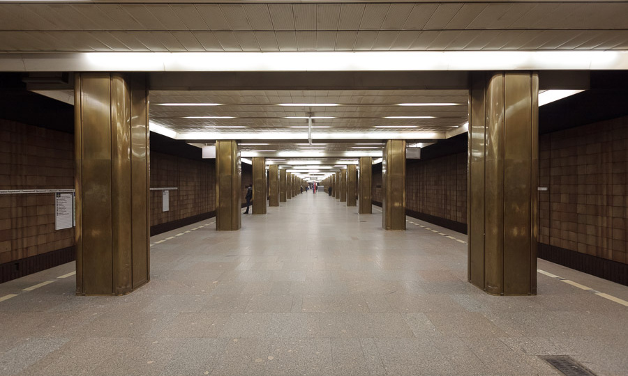 Какую станцию московского метро можно назвать Актом Дружбы народов.