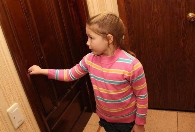 Дядя, я знаю, вы - серый волк, 