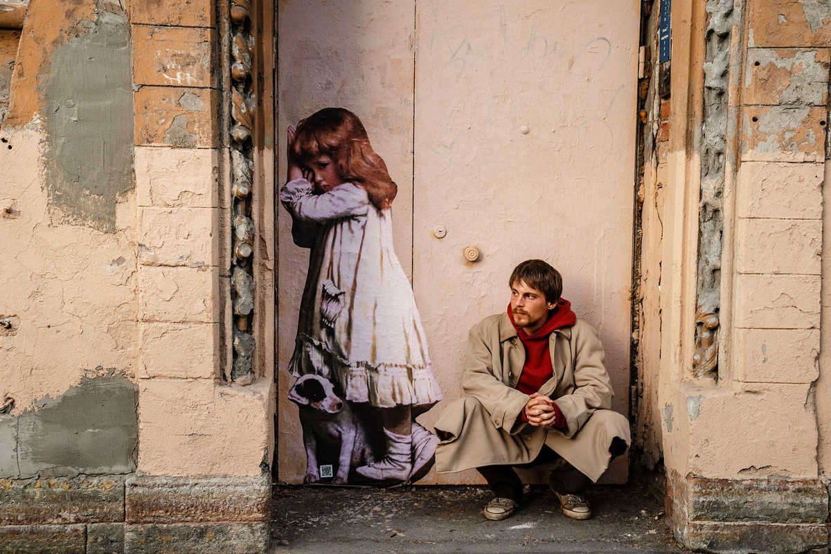 Иван Янковский в роли Родиона Раскольникова 