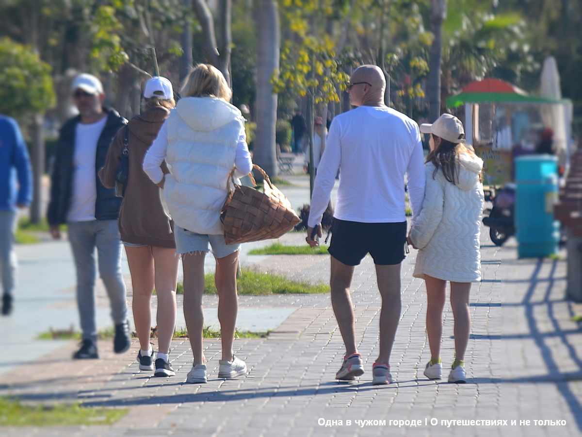 Россиян за границей можно узнать сразу😉