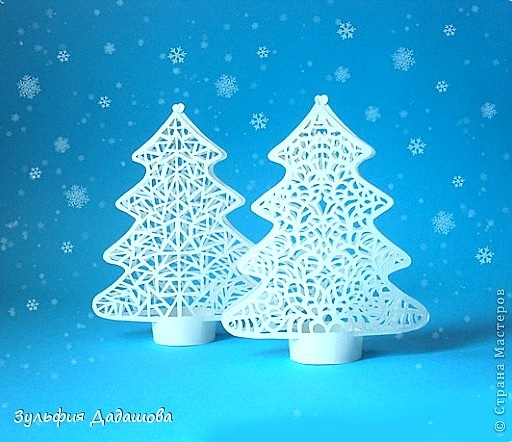    Вырезанные елочки   
Источник: Зульфия Дадашева