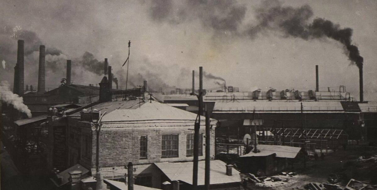 Завод "Серп и Молот", вторая половина 1920-х годов. фото из ria.ru