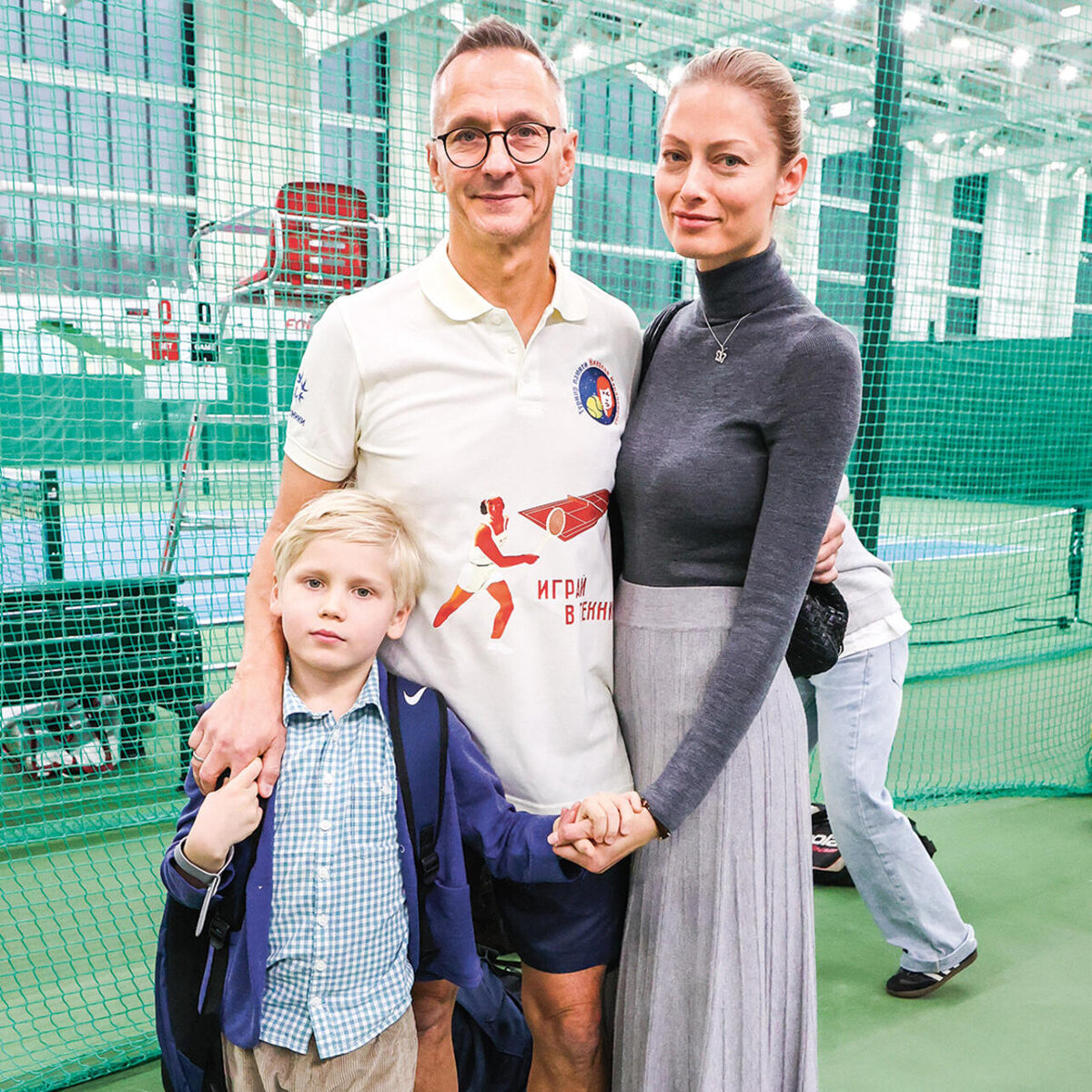    Степан Михалков с женой Елизаветой и сыном Лукой Юрий Феклистов