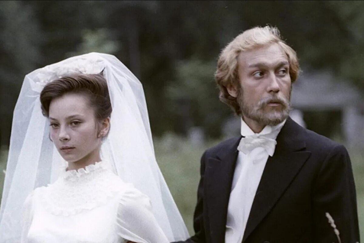    Олег Янковский и Галина Беляева в фильме "Мой ласковый и нежный зверь" кадр фильма