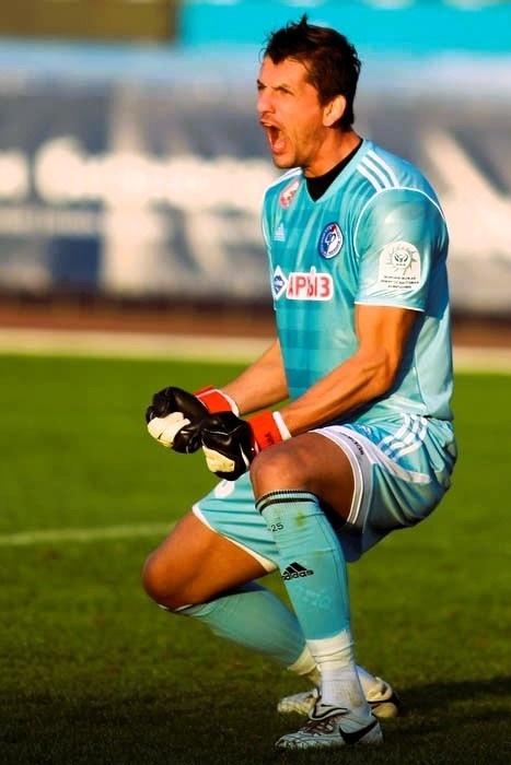 Эмилиан Долха. Фото ФК Факел: пламенная история!