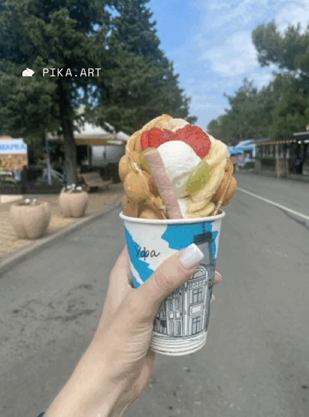 Промпт Melt the ice cream