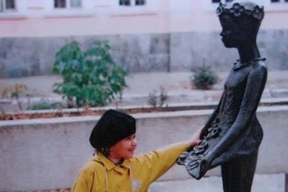    Так выглядела старая скульптура. Фото: Telegram-канал/ Администрация Махачкалы