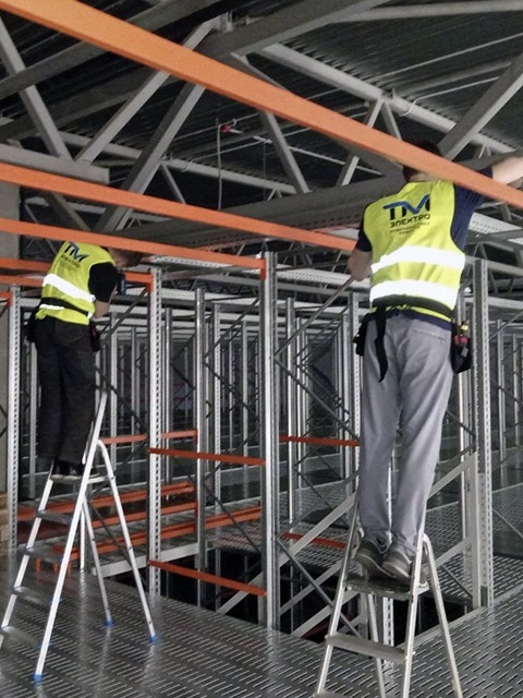 Электромонтажные работы в новом складе компании ЧИП и ДИП (17 000 кв.м.) 2024г.