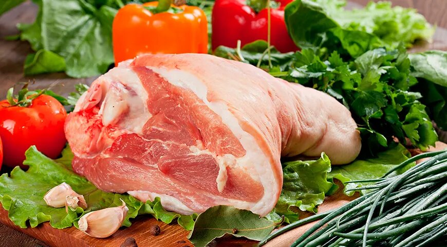   В среднем рулька весом 1–1,2 кг считается одной порцией (Shutterstock/FOTODOM)