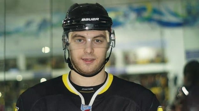    Два хоккеиста киевской команды «Сокол» не вернулись на Украину после матча