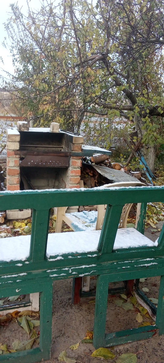 Наше место для посиделок у костра.