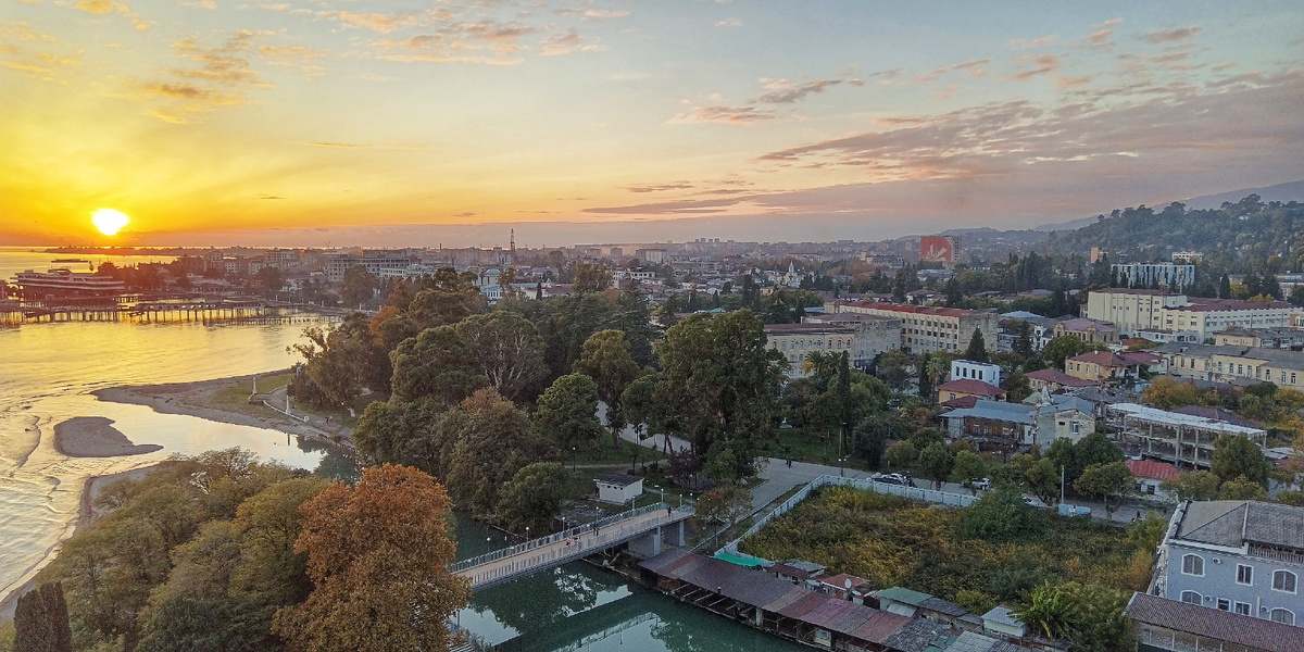 Вид на Сухум с 12го этажа