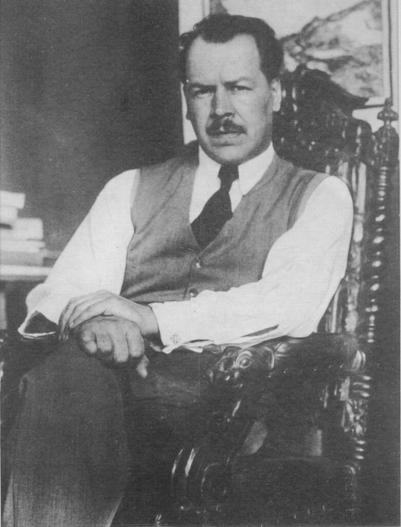 Фото 1. Николай Иванович Вавилов (1887-1943). Выдающийся русский ученый, генетик, ботаник, селекционер, химик, географ, общественный и государственный деятель. Репрессирован и убит чекистами (погиб в застенках ГУЛАГа).