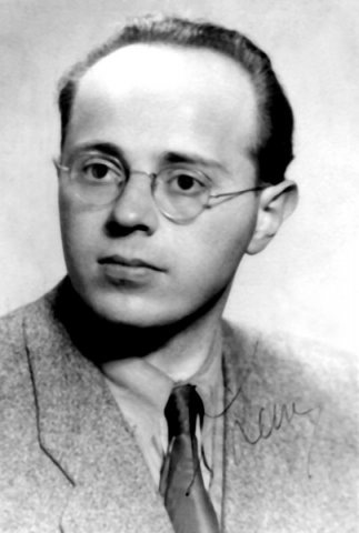 Станислав Лем в 1946 году. Фотография с официального сайта писателя https://english.lem.pl/gallery/photo-album