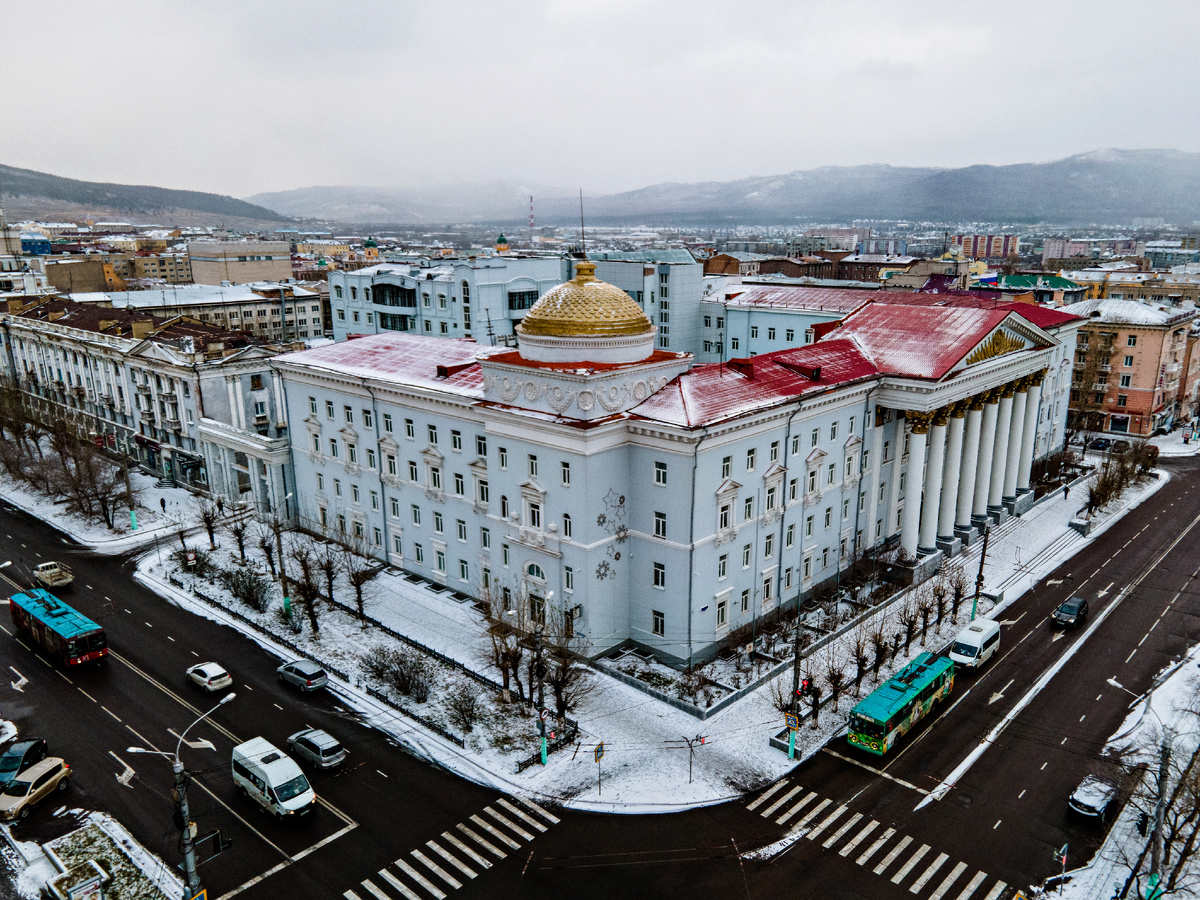 Здание Управление Железной Дороги ул. Ленинградская 34