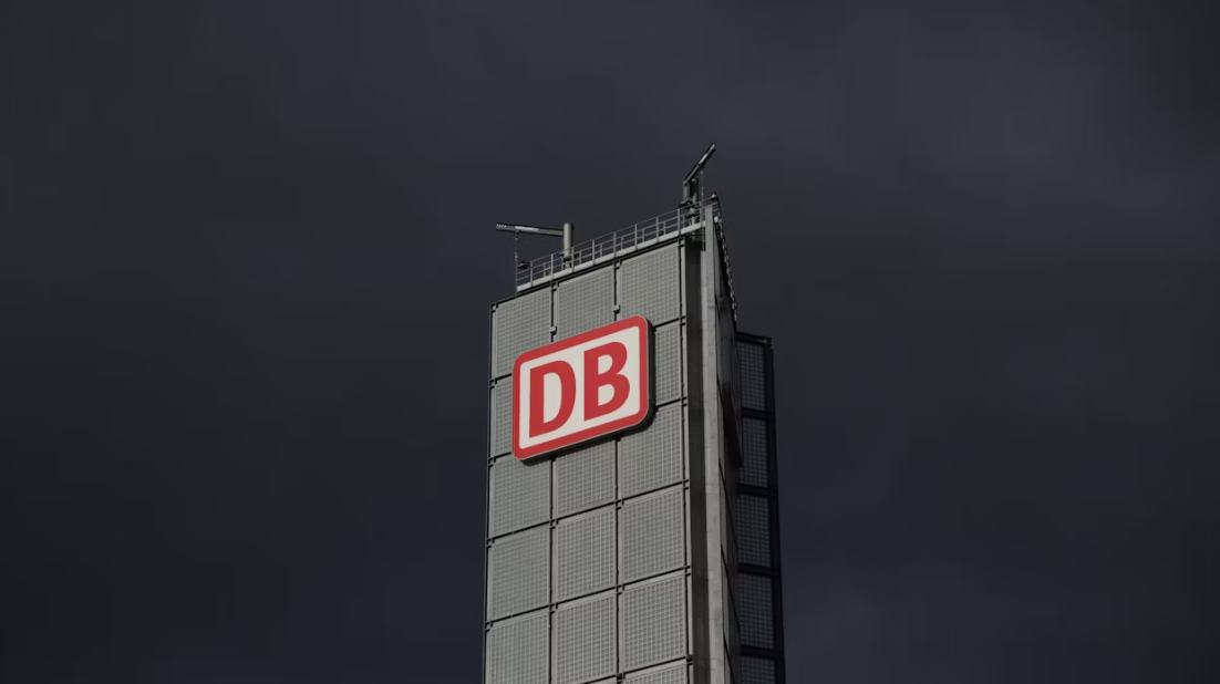 Настроение на железной дороге не такое уж плохое - но в будущее компании уже почти никто не верит © Sean Gallup/Getty Images